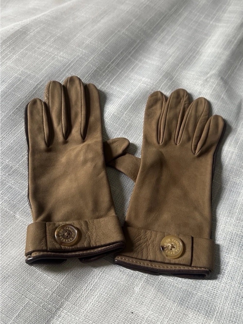 Carolina Herrera Womens Size 7 Lambskin Leather Gloves Brown Spain
